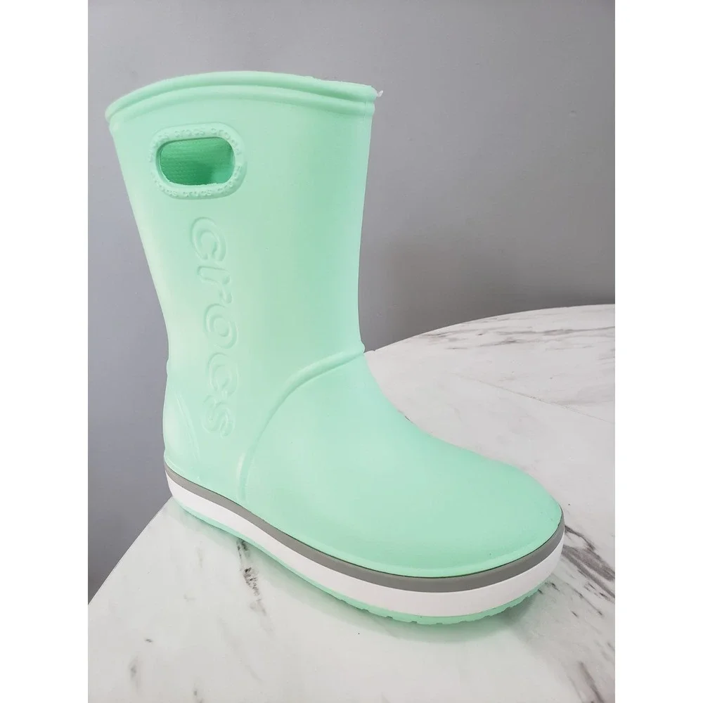 NEW GREEN SIZE 2 Crocs CROCBAND RELAXED FIT RAINBOOT RAIN BOOT BOYS GIRL KIDS